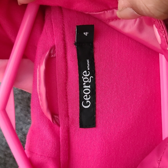 Rain coat - Picture 3 of 3